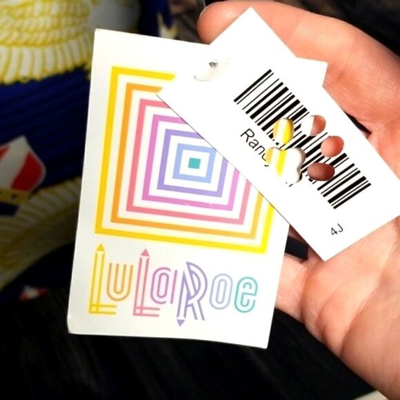 -LuLaRoe Eagle Randy Tshirt - Picture 3 of 3